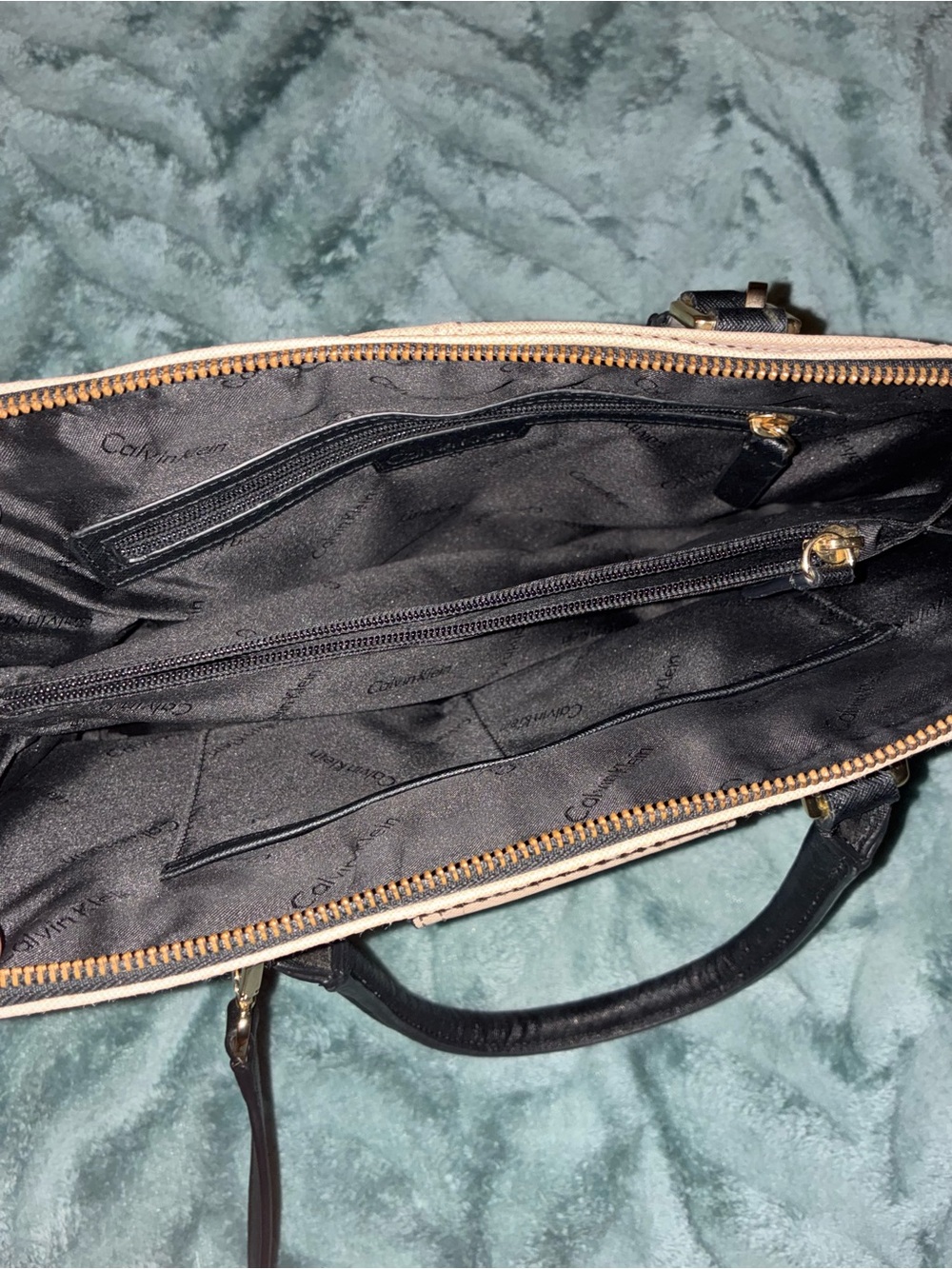 Calvin Klein Handbag - Picture 3 of 4